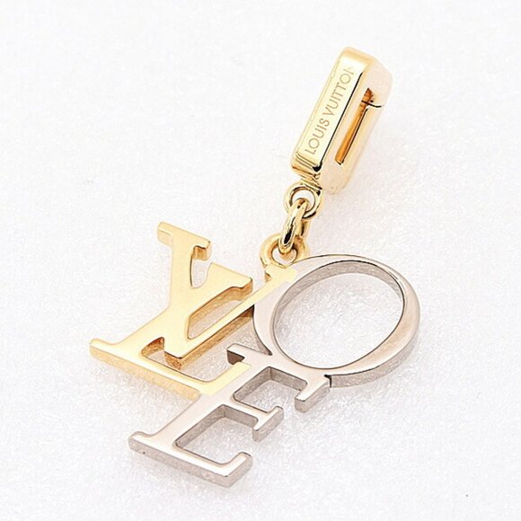 LOUIS VUITTON Yellow Gold Love Necklace - Picture 1 of 10